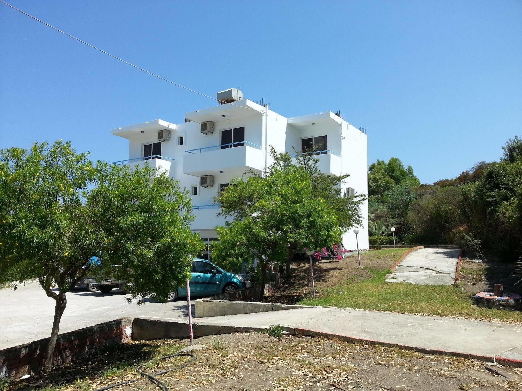 Saint George Ecotel Kalavárda المظهر الخارجي الصورة